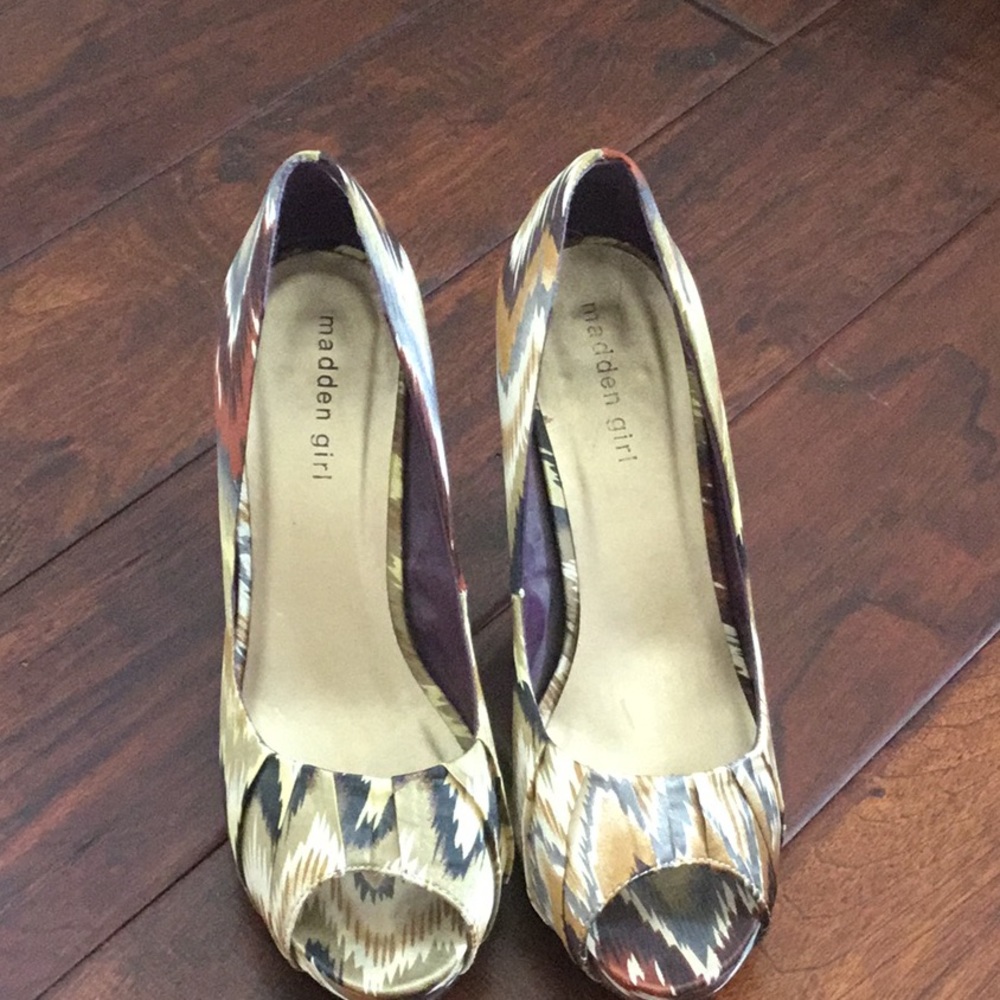 Madden Girl peep toe heels